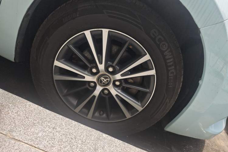 Used Toyota Levin 2017 1.2T G CVT Elite Edition Right Front Wheel Hub