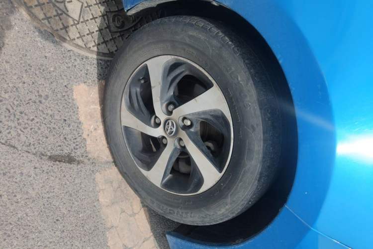Used Toyota Levin 2017 Revised Version 185T CVT Elite Edition China VI Standard Right Front Wheel Hub