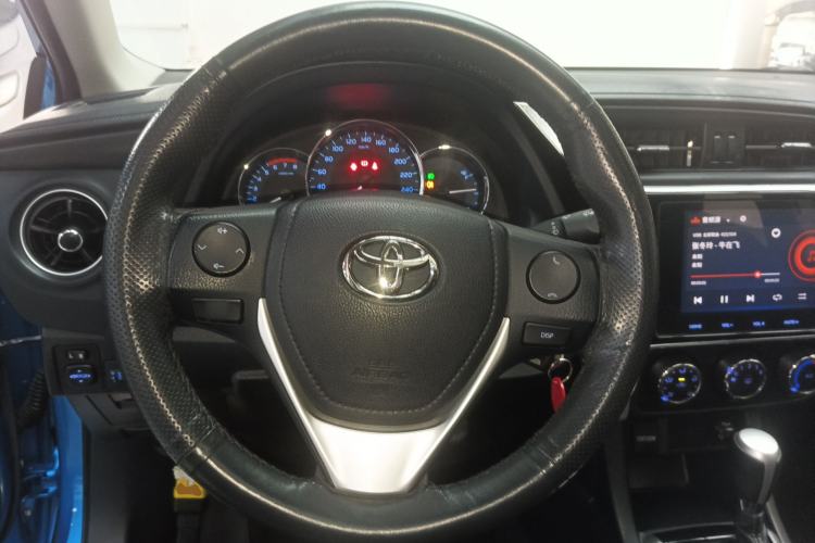 Used Toyota Levin 2017 Revised Version 185T CVT Elite Edition China VI Standard Steering Wheel