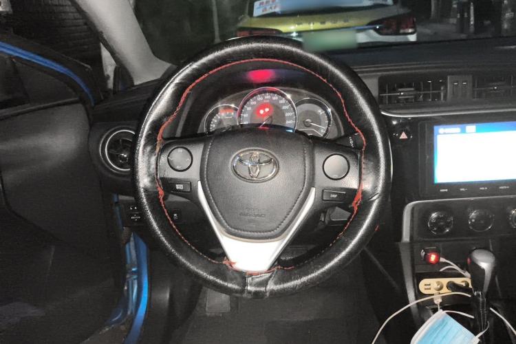 Used Toyota Levin 2017 Revised Version 185T CVT Elite Edition China VI Standard Steering Wheel