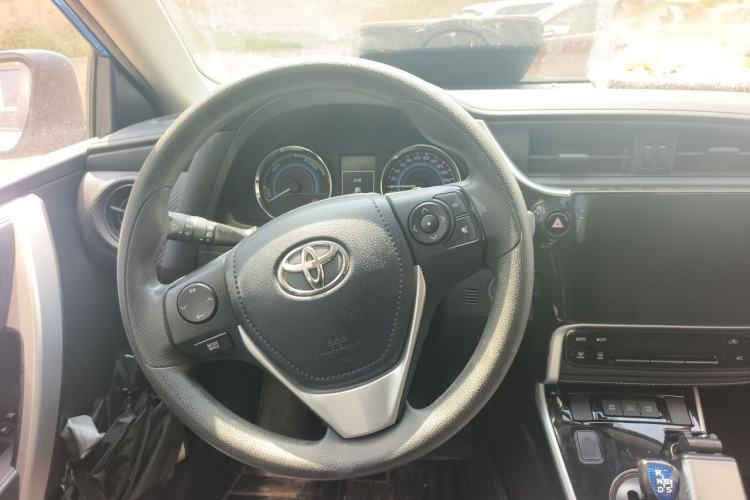Used Toyota Levin 2017 Revised Dual-Engine 1.8H GS E-CVT Elite Sunroof Version China V Standard Steering Wheel