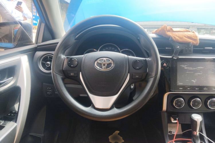 Used Toyota Levin 2017 Revised Version 185T CVT Elite Edition China VI Standard Steering Wheel