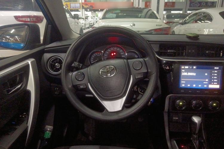 Used Toyota Levin 2017 Revised 185T CVT Elite Edition China V Standard Steering Wheel
