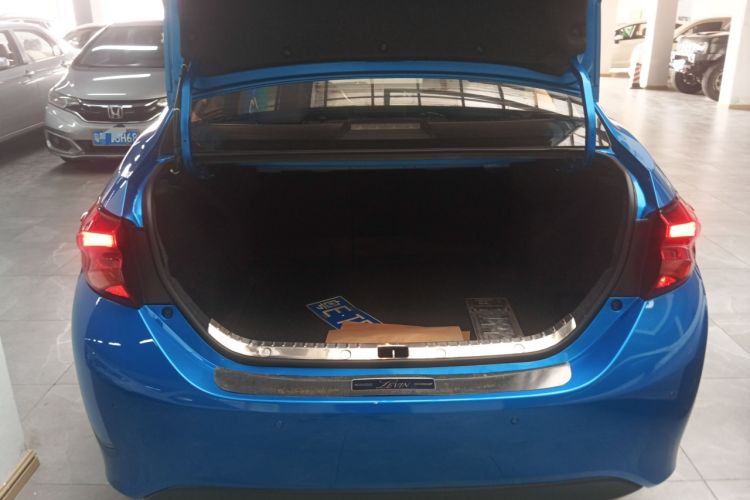 Used Toyota Levin 2017 Revised Version 185T CVT Elite Edition China VI Standard Trunk