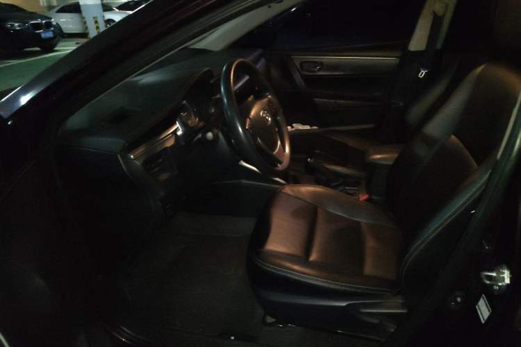 Used Toyota Levin 2017 Revised Dual-Engine 1.8H GS E-CVT Elite Sunroof Version China V Standard Driver Seat