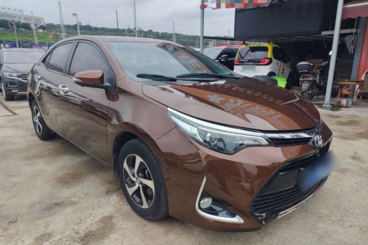 Used Toyota Levin 2017 Revised 185T CVT Elite Edition China V Standard Front Right 45 Deg