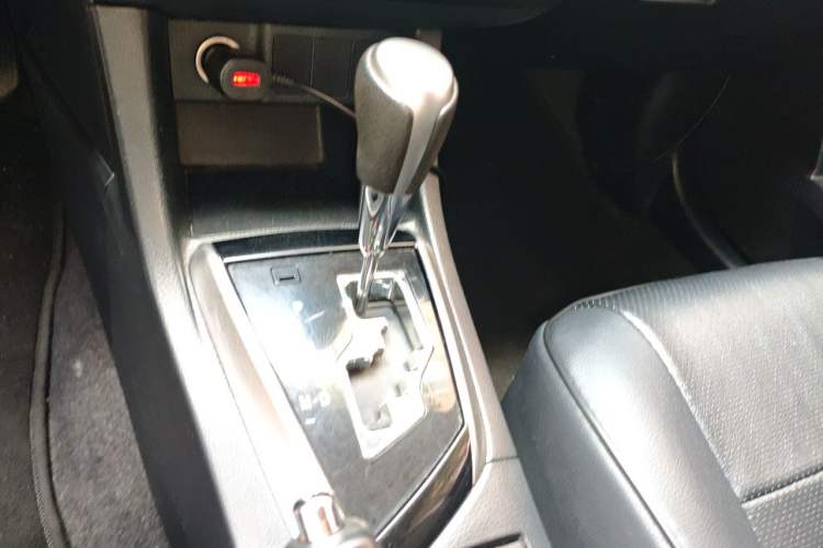 Used Toyota Levin 2017 1.2T G CVT Elite Edition Gear Lever
