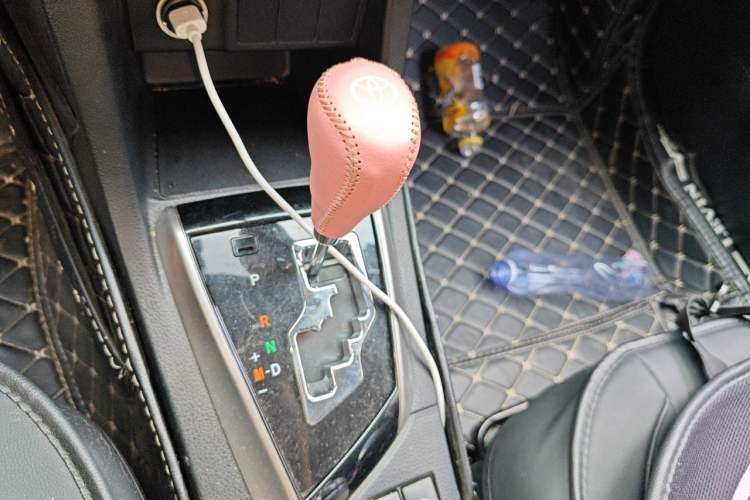 Used Toyota Levin 2017 1.2T G CVT Elite Edition Gear Lever