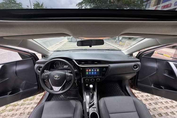 Used Toyota Levin 2017 Revised 185T CVT Elite Edition China V Standard Interior 3