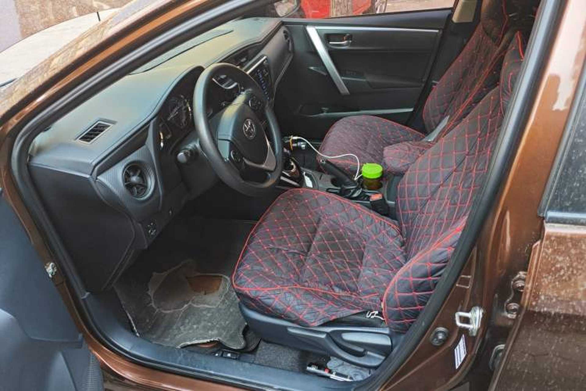 Used Toyota Levin 2017 Revised Dual-Engine 1.8H GS E-CVT Elite Sunroof Version China V Standard Left Front Seat