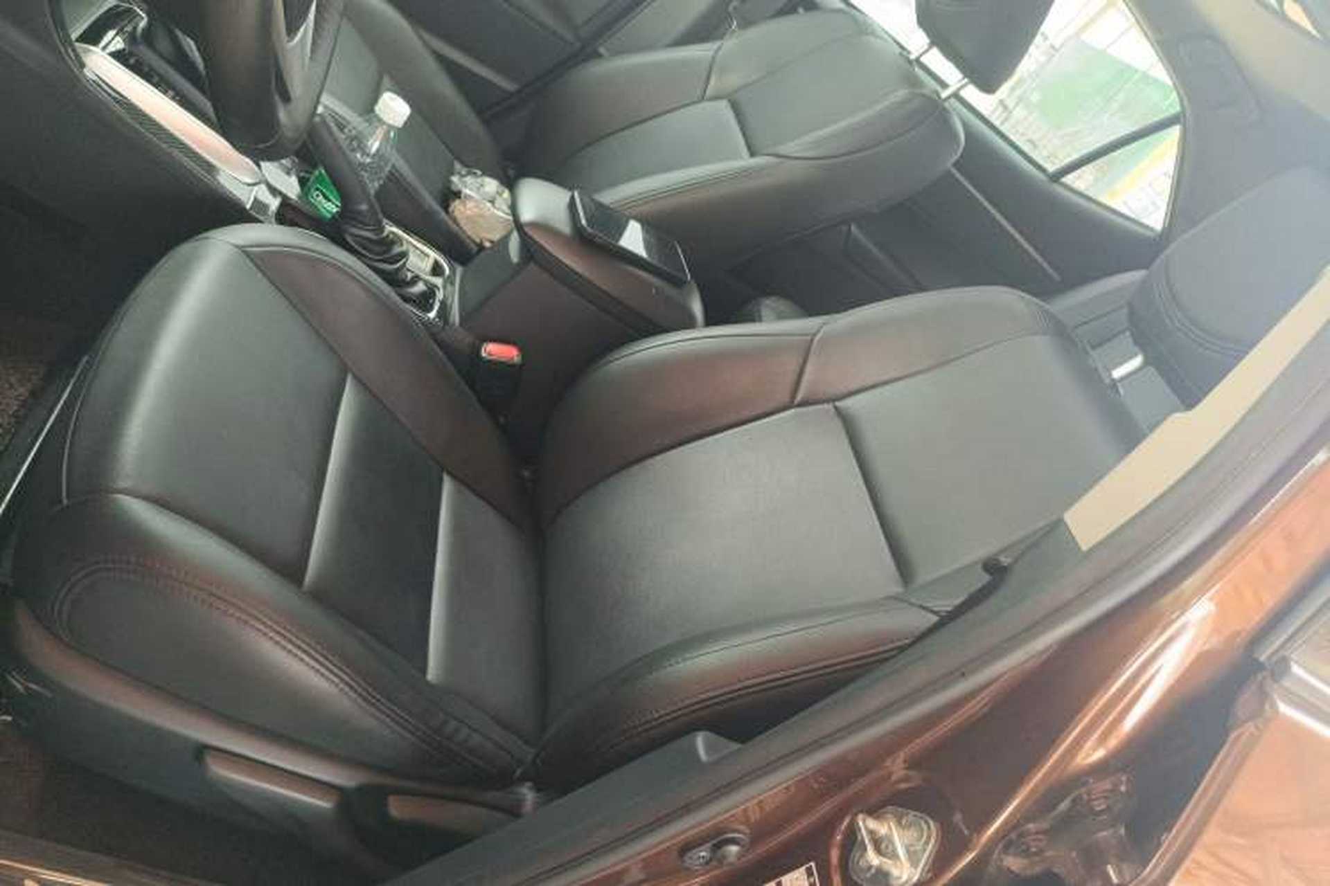 Used Toyota Levin 2017 Revised 185T CVT Elite Edition China V Standard Left Front Seat
