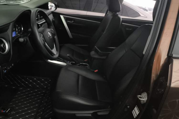 Used Toyota Levin 2017 Revised 185T CVT Elite Edition China V Standard Left Front Seat