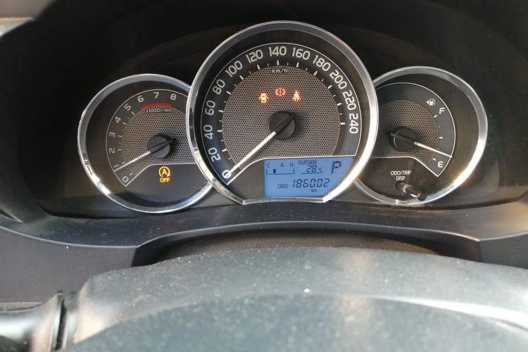 Used Toyota Levin 2017 1.2T G CVT Elite Edition Odometer Close Up