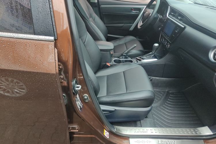 Used Toyota Levin 2017 Revised 185T CVT Elite Edition China V Standard Right Front Seat