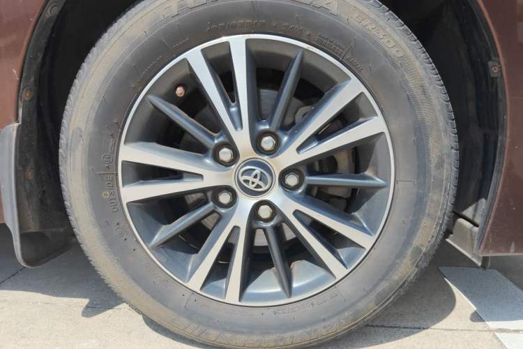 Used Toyota Levin 2017 1.2T G CVT Elite Edition Right Front Wheel Hub