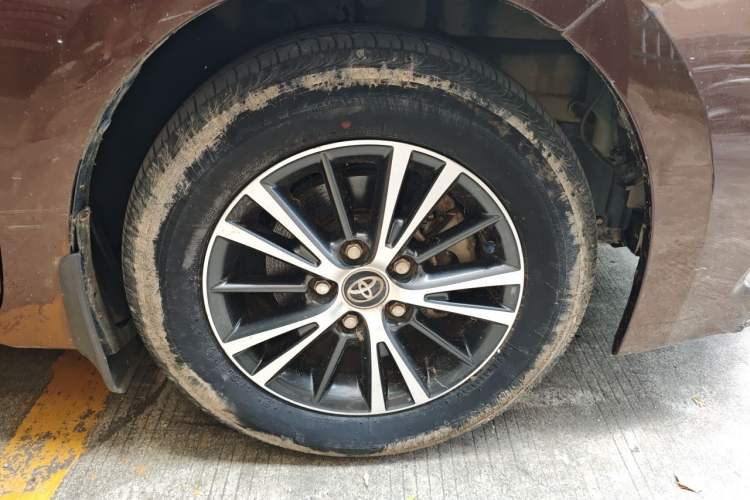 Used Toyota Levin 2017 1.2T G CVT Elite Edition Right Front Wheel Hub