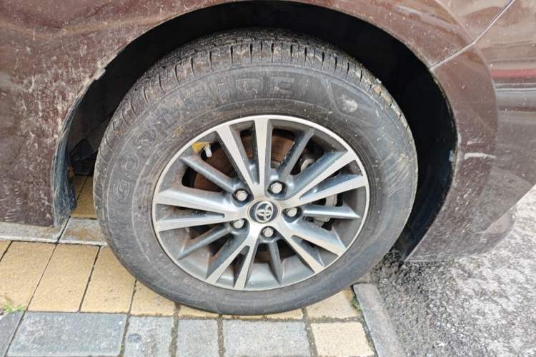 Used Toyota Levin 2017 1.2T G CVT Elite Edition Right Front Wheel Hub