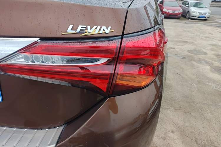 Used Toyota Levin 2017 Revised 185T CVT Elite Edition China V Standard Right Rear Taillight