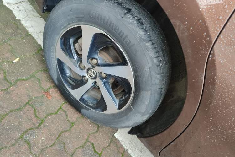 Used Toyota Levin 2017 Revised 185T CVT Elite Edition China V Standard Right Rear Wheel Hub