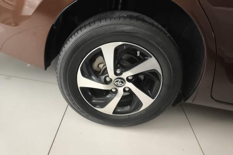 Used Toyota Levin 2017 Revised 185T CVT Elite Edition China V Standard Right Rear Wheel Hub