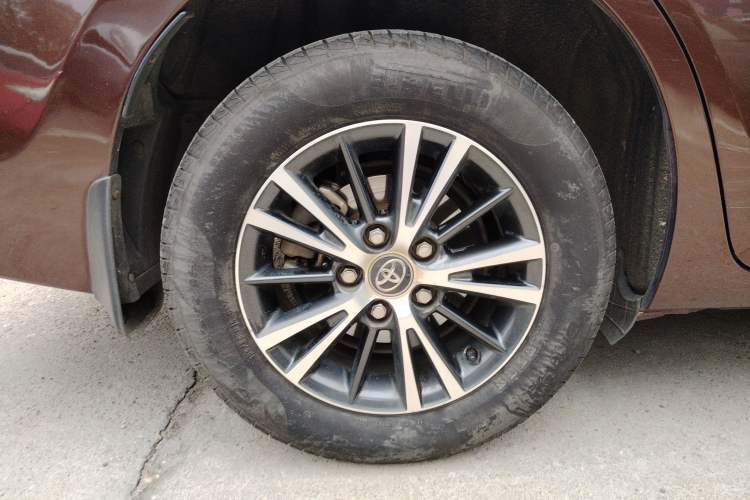 Used Toyota Levin 2017 1.2T G CVT Elite Edition Right Rear Wheel Hub