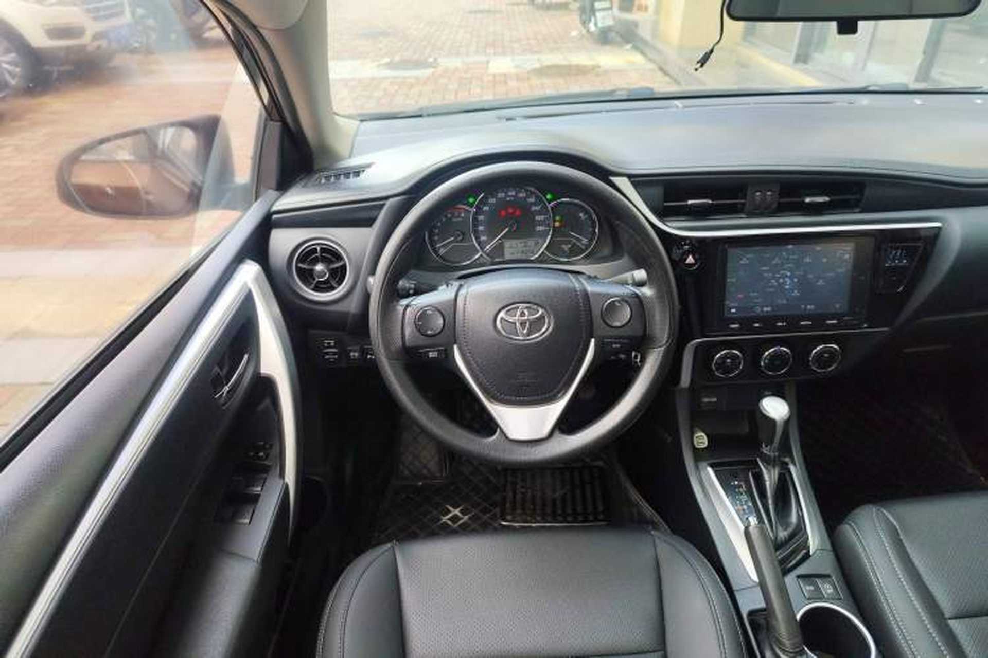 Used Toyota Levin 2017 Revised 185T CVT Elite Edition China V Standard Steering Wheel