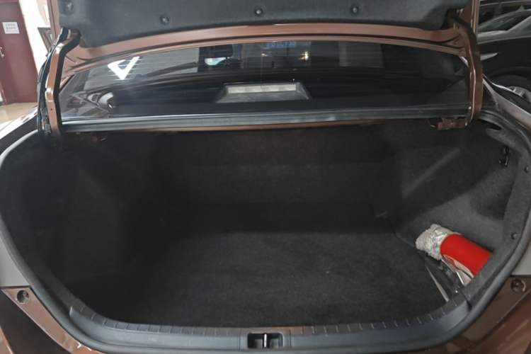 Used Toyota Levin 2017 1.2T G CVT Elite Edition Trunk