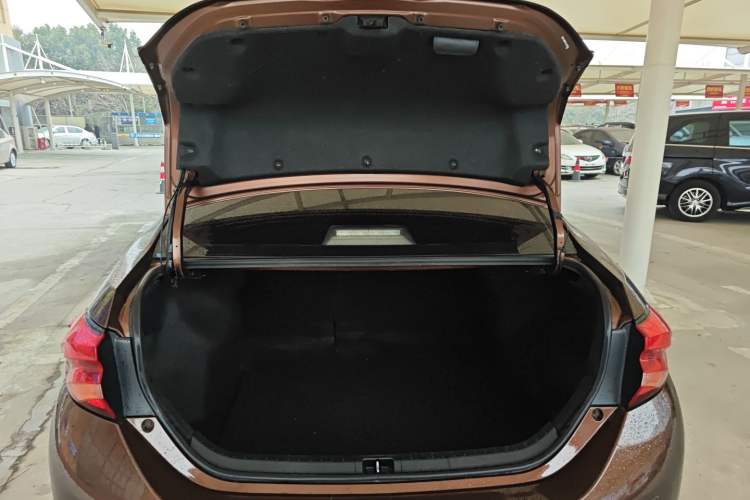 Used Toyota Levin 2017 Revised 185T CVT Elite Edition China V Standard Trunk