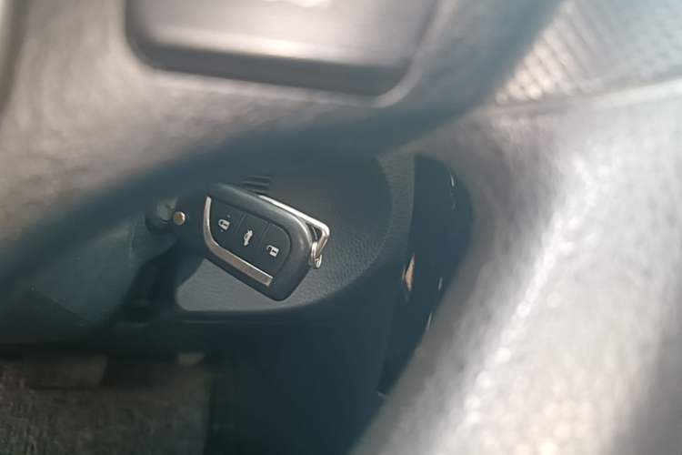 Used Toyota Levin 2017 Revised 185T CVT Elite Edition China V Standard Vehicle Key