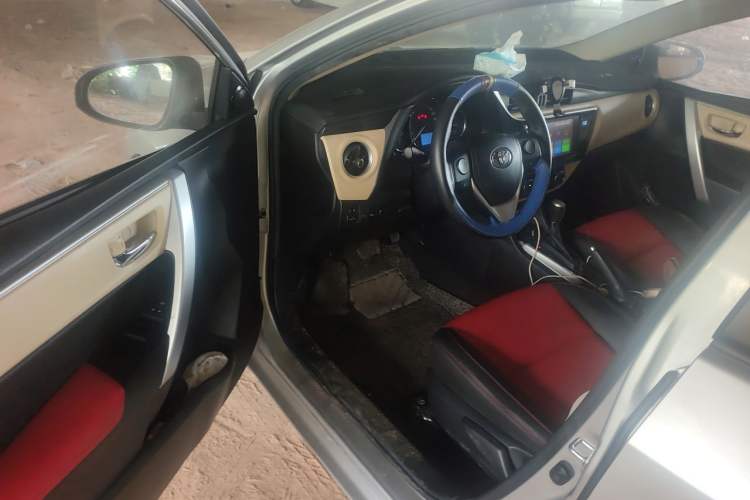 Used Toyota Levin 2017 Revised Version 185T CVT Elite Edition China VI Standard Driver Seat