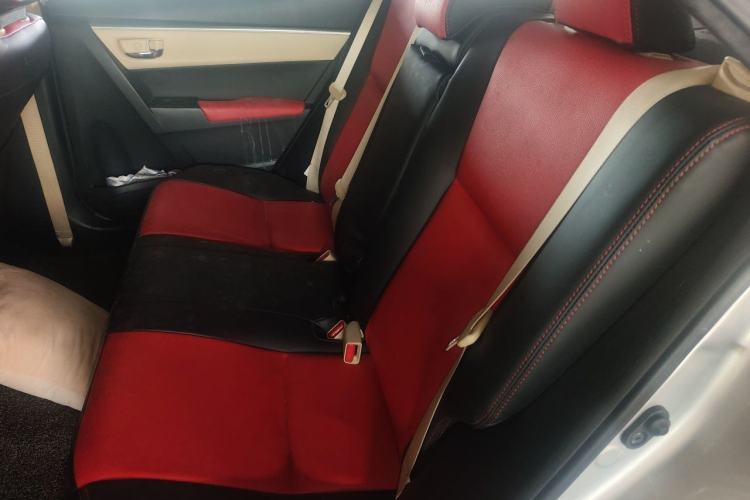 Used Toyota Levin 2017 Revised Version 185T CVT Elite Edition China VI Standard Left Rear Seat