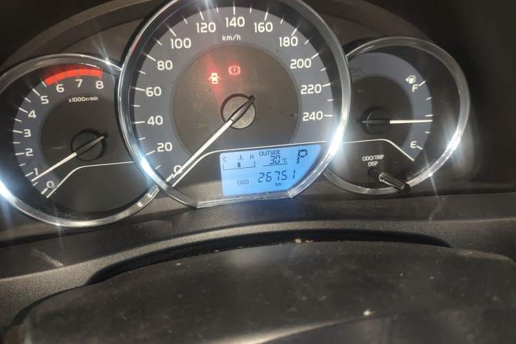 Used Toyota Levin 2017 Revised Version 185T CVT Elite Edition China VI Standard Odometer Close Up