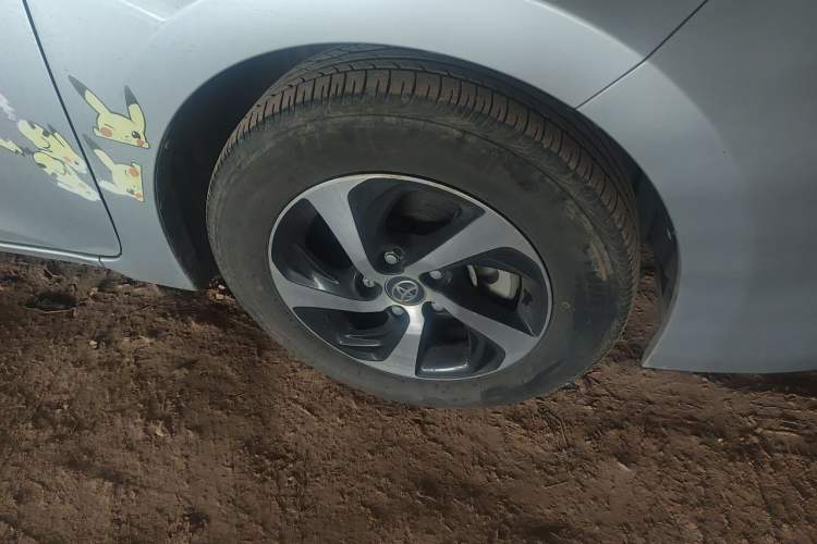 Used Toyota Levin 2017 Revised Version 185T CVT Elite Edition China VI Standard Right Front Wheel Hub