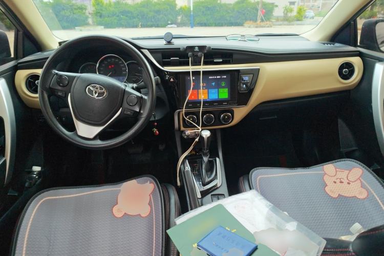Used Toyota Levin 2017 Revised 185T CVT Elite Edition China V Standard Center Console