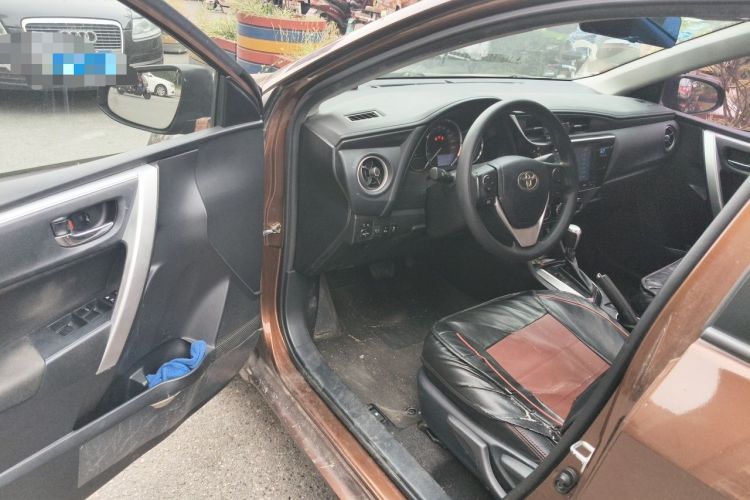 Used Toyota Levin 2017 Revised 185T CVT Elite Edition China V Standard Driver Seat