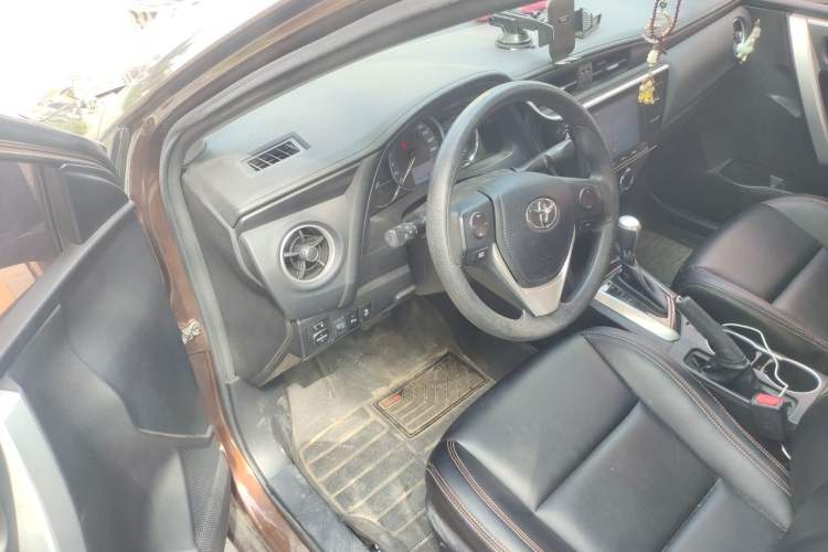 Used Toyota Levin 2017 Revised 185T CVT Elite Edition China V Standard Driver Seat