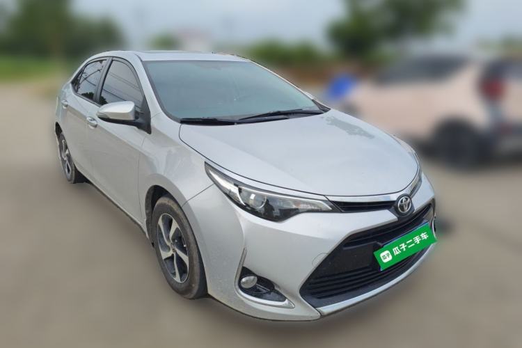 Used Toyota Levin 2017 Revised 185T CVT Elite Edition China V Standard Front Right 45 Deg