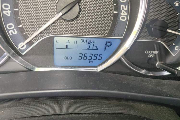 Used Toyota Levin 2017 1.2T G CVT Elite Edition Odometer Close Up