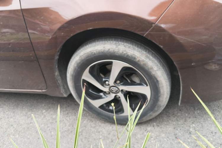 Used Toyota Levin 2017 Revised 185T CVT Elite Edition China V Standard Right Front Wheel Hub