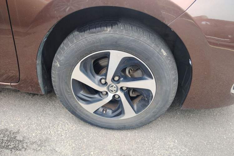 Used Toyota Levin 2017 Revised 185T CVT Elite Edition China V Standard Right Front Wheel Hub