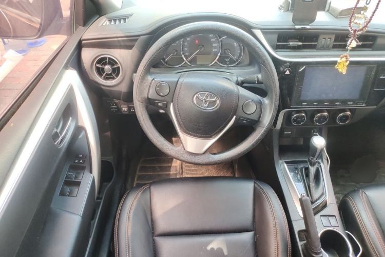 Used Toyota Levin 2017 Revised 185T CVT Elite Edition China V Standard Steering Wheel