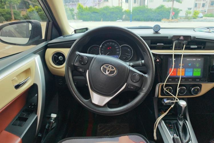 Used Toyota Levin 2017 Revised 185T CVT Elite Edition China V Standard Steering Wheel
