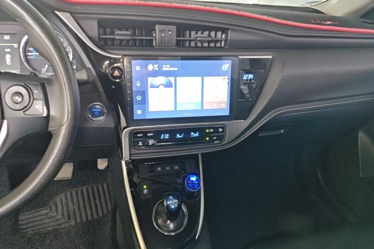 Used Toyota Levin 2017 Revised Dual-Engine 1.8H GS E-CVT Elite Sunroof Version China V Standard Audio And AC Panel