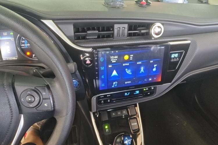 Used Toyota Levin 2017 Revised Dual-Engine 1.8H GS E-CVT Elite Sunroof Version China V Standard Audio And AC Panel