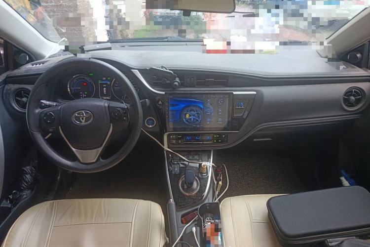 Used Toyota Levin 2017 Revised Dual-Engine 1.8H GS E-CVT Elite Sunroof Version China V Standard Center Console