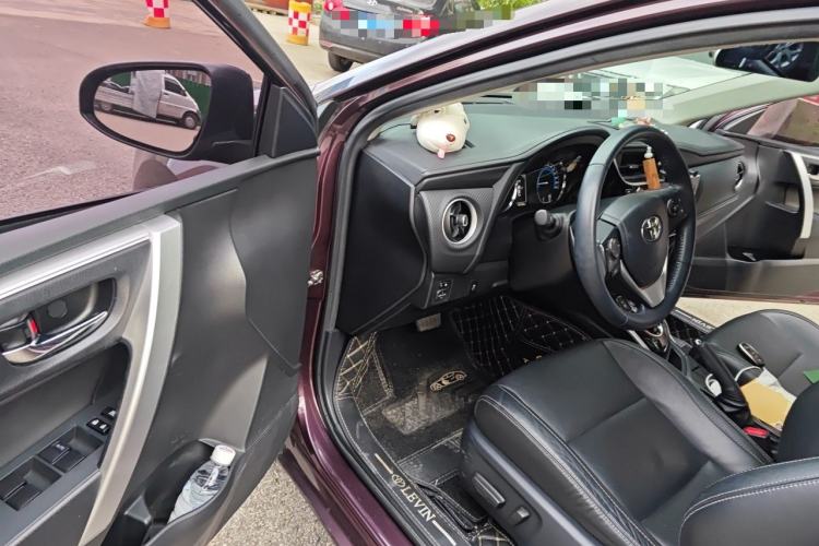 Used Toyota Levin 2017 Revised Dual-Engine 1.8H GS-L E-CVT Leading Edition China V Standard Driver Seat
