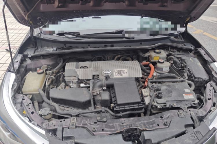 Used Toyota Levin 2017 Revised Dual-Engine 1.8H GS E-CVT Elite Sunroof Version China V Standard Engine Bay