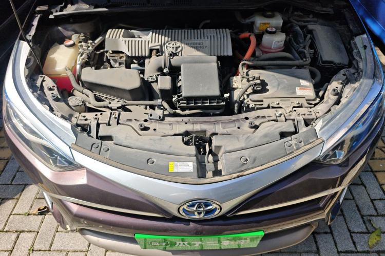 Used Toyota Levin 2017 Revised Dual-Engine 1.8H GS E-CVT Elite Sunroof Version China V Standard Engine Bay