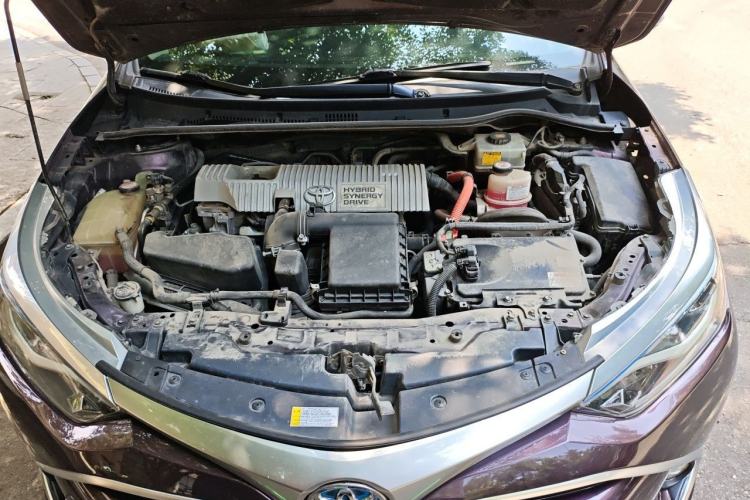 Used Toyota Levin 2017 Revised Dual-Engine 1.8H GS E-CVT Elite Sunroof Version China V Standard Engine Bay
