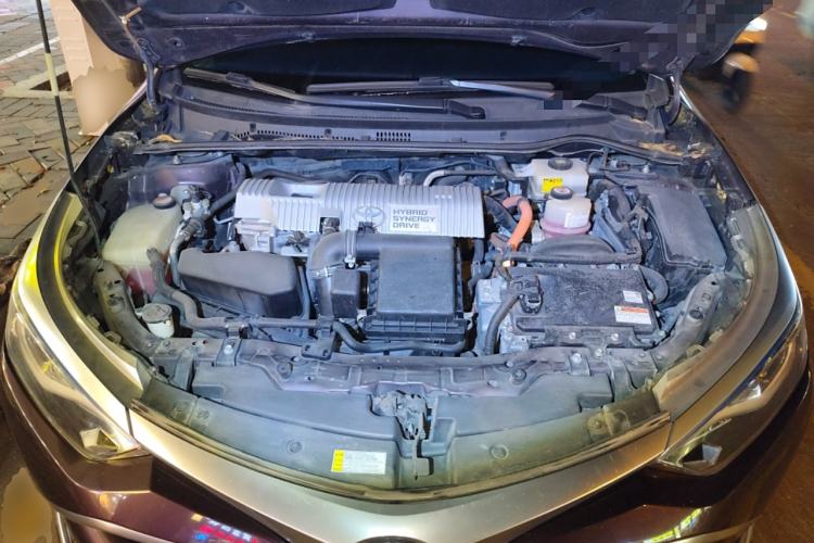 Used Toyota Levin 2017 Revised Dual-Engine 1.8H GS E-CVT Elite Sunroof Version China V Standard Engine Bay